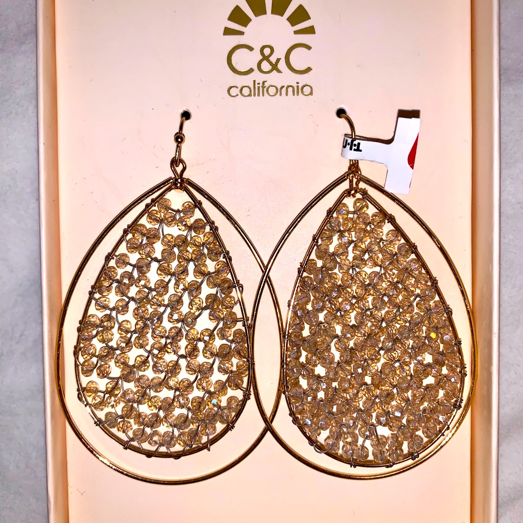 CC California Earrings 15$